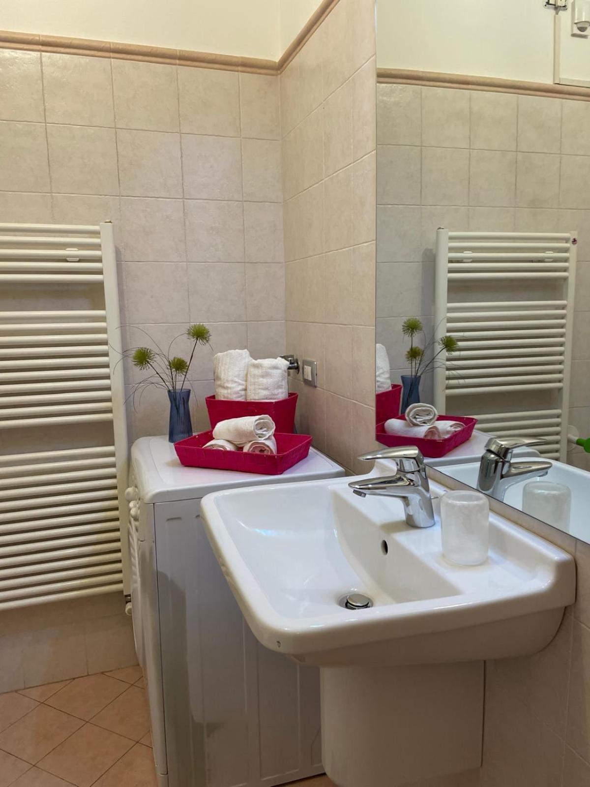 Giorgia'S Home Colico Holiday Rent Exterior foto
